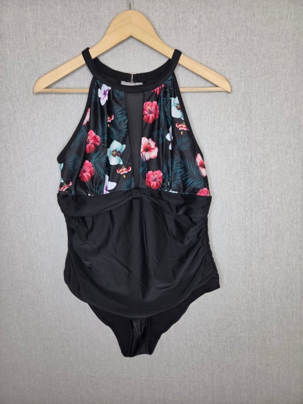 💙 Black Tropical Floral High Neck Size XL One Piece Swimsuit Preppy Flattering